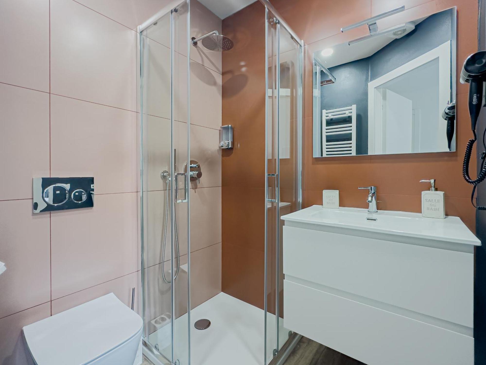 Realkasa Galliera Home & Suites بولونيا المظهر الخارجي الصورة