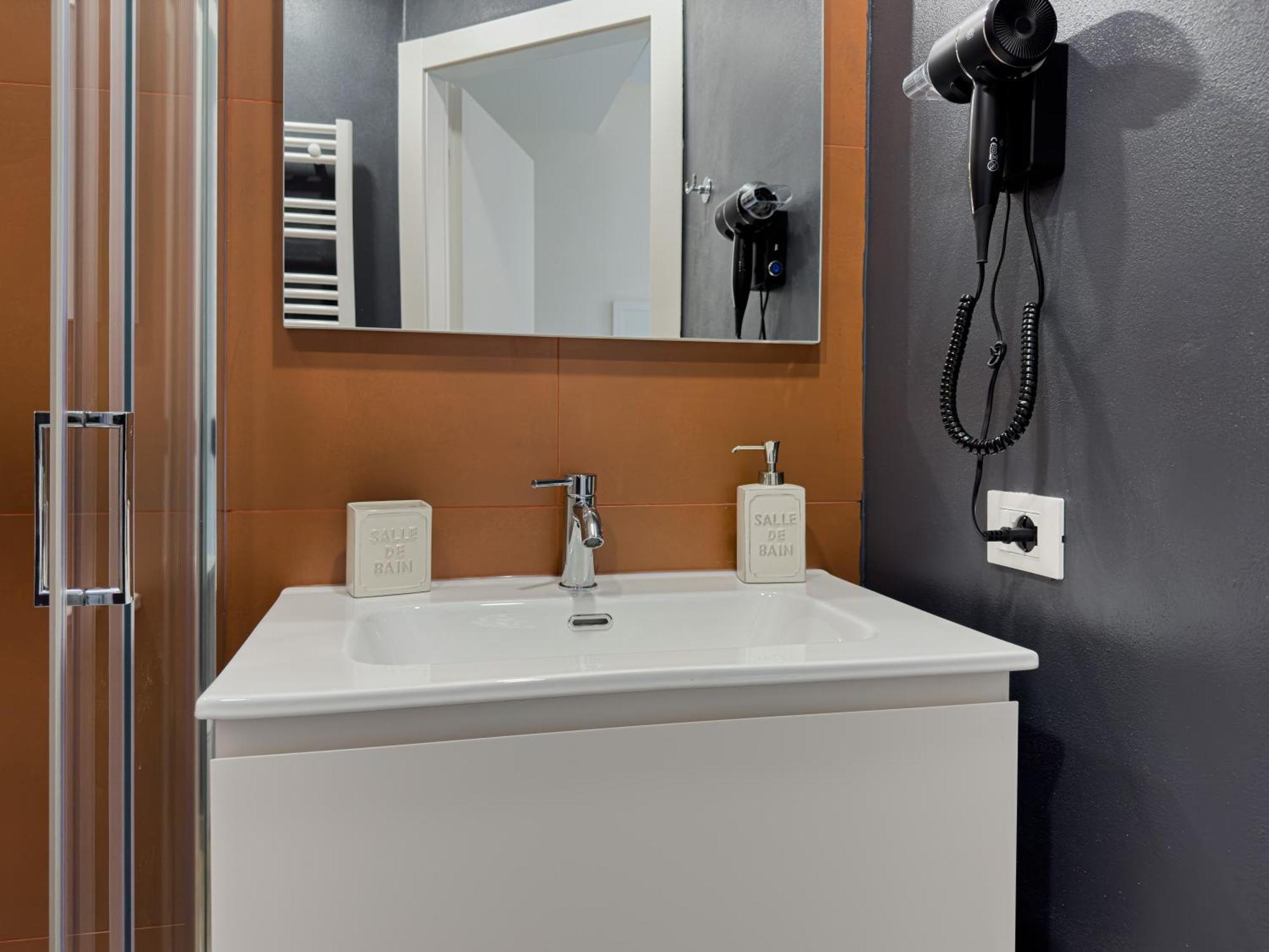 Realkasa Galliera Home & Suites بولونيا المظهر الخارجي الصورة